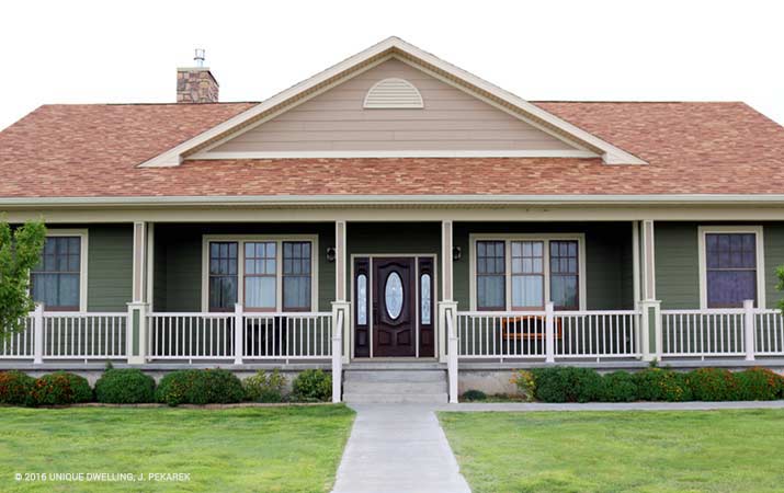 country ranch style new construction home